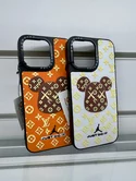 Чехол iPhone 15 Pro Max Медведь LV (ассорт)